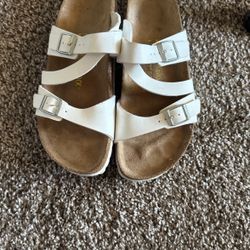 White Birkenstocks Slipper Size 39 Like New 