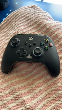 Controller. X Box. One.