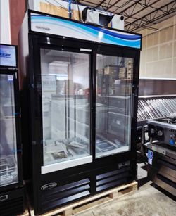 Refrigerator Merchandiser 2 Door