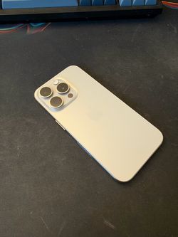 iPhone 15 Pro Natural Titanium 256GB [A+ Grade]