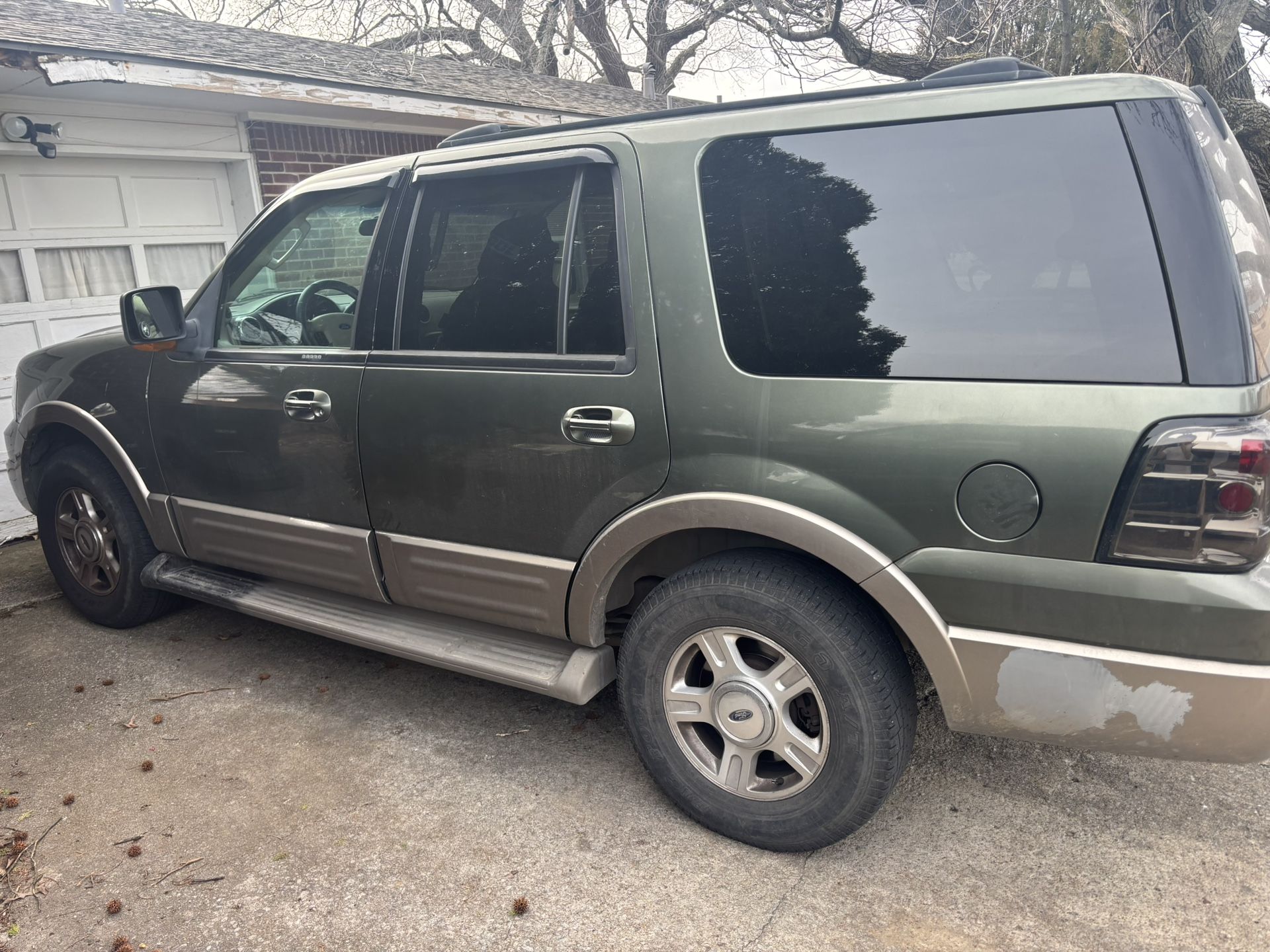 2003 Ford Expedition