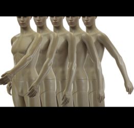 Only 1 PLASTIC LEFT ARM, THAT CAN BE USED FOR PLASTIC SKIN TONE MALE MANNEQUIN