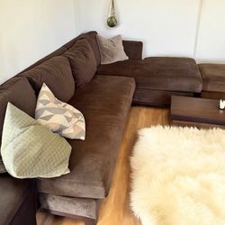 L-sectional Couch & Ottoman