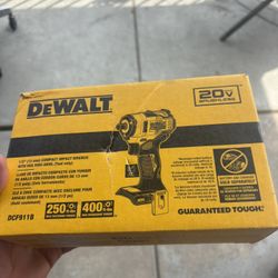 DeWalt DCF911B 20V MAX 1/2 in. Impact Wrench w/Hog Ring Anvil (Tool Only) New
