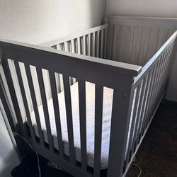 Light grey crib
