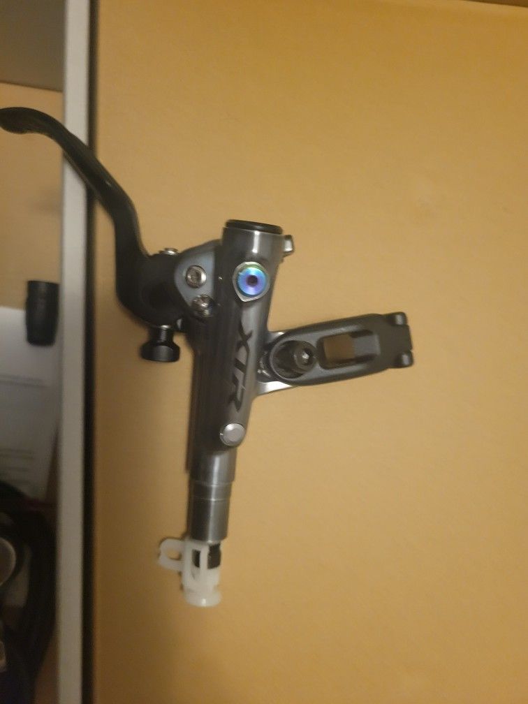 SHIMANO XTR 4 PISTON BRAKES