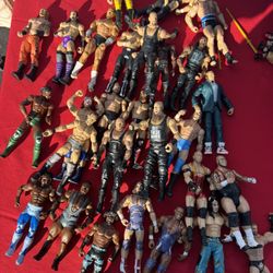 5$ Wwe Action figures