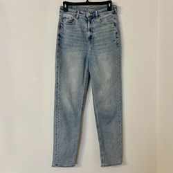 American Eagle Stretch Mom Straight Jeans Blue Denim Size 4 Long