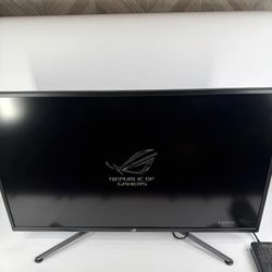 ASUS ROG STRIX 43” 4K Gaming Monitor XG43UQ
