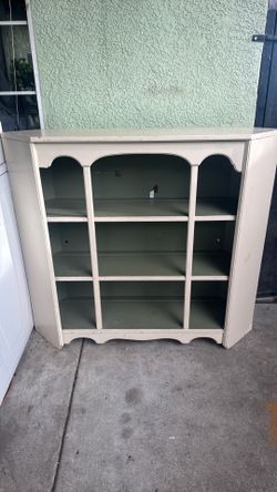 bookshelf