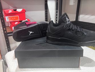 Air Jordan 4 Retro Black Cat Sneakers