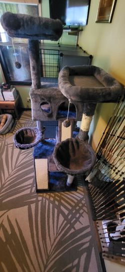 Cat tree