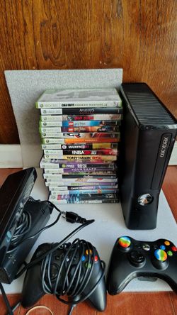Xbox 360 refurbished 19 games Kinect works perfect