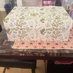 Sweet Surprise Gift by Vecia