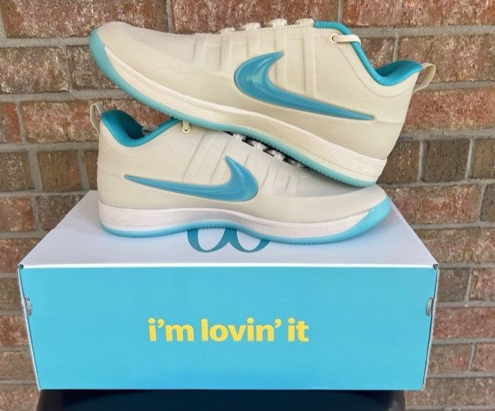Brand New in box Nike book 2 Size 13M