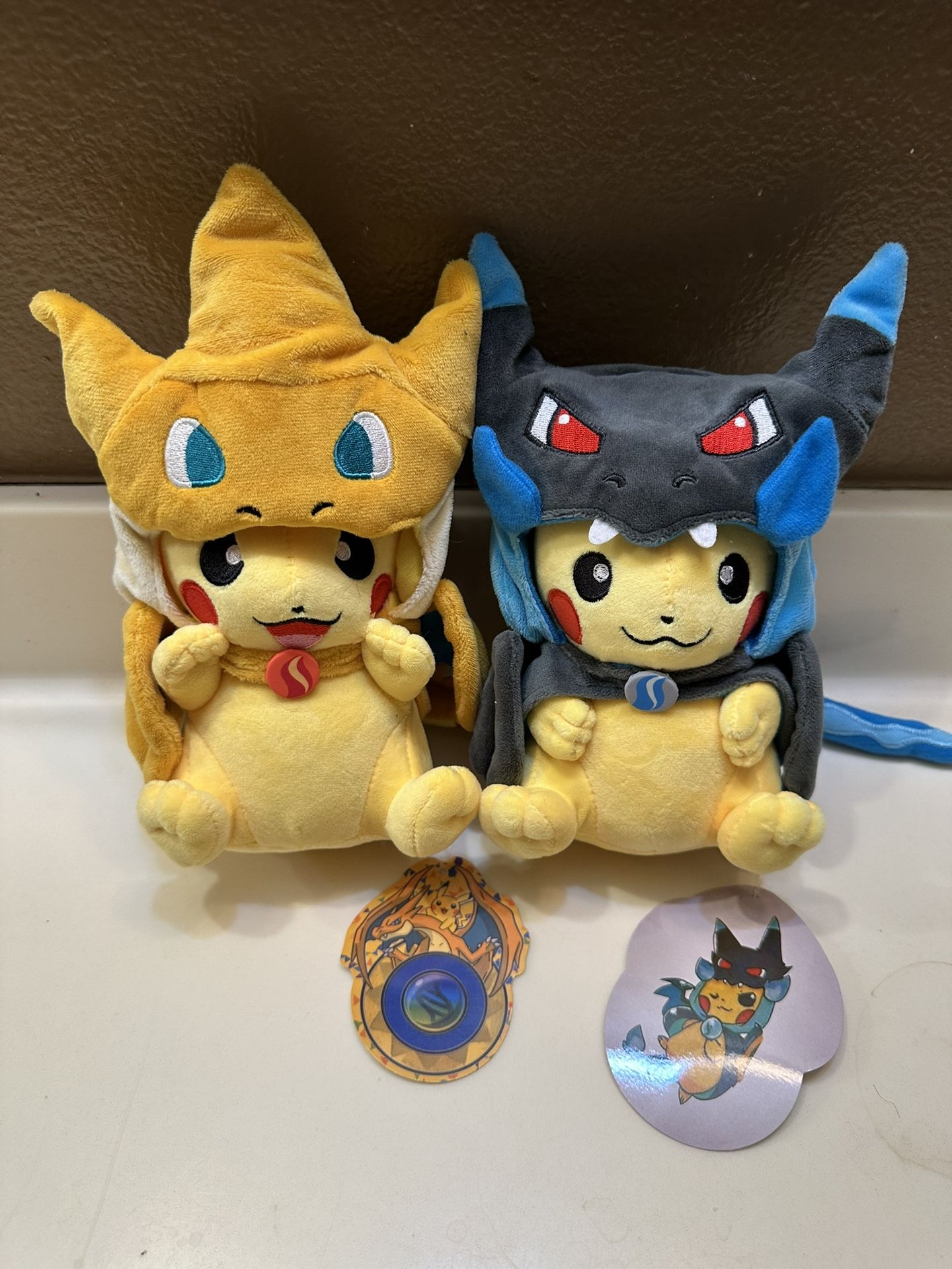 New Pikachu In Mega Charizards Panchos Pokemon Plushies Bundle