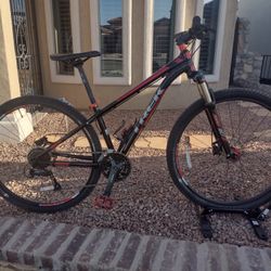 Trek Xcaliber 7 