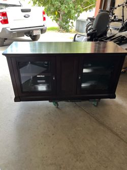 Tv console