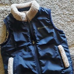 Columbia reversible vest 3T