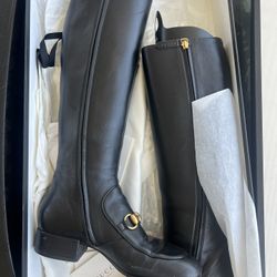 Women Unc I Boots Size 6.5