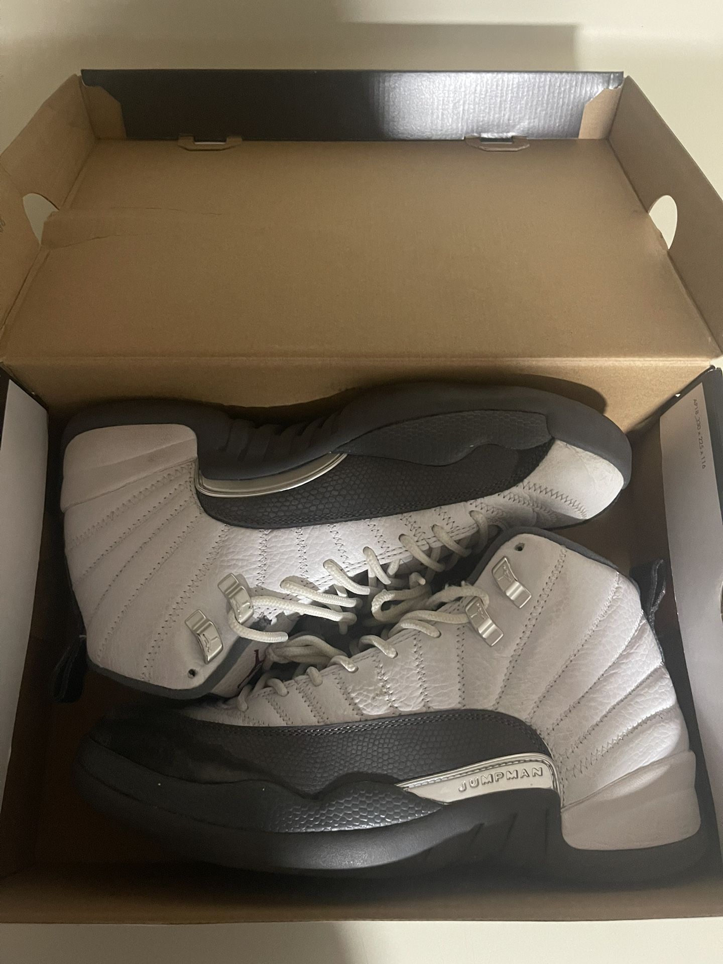 Retro Jordan 12 dark Grey