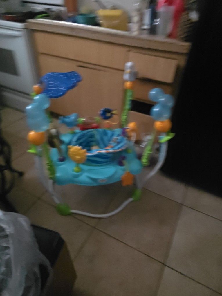 Bright Starts Disney Baby Finding Nemo Sea of Activities - 