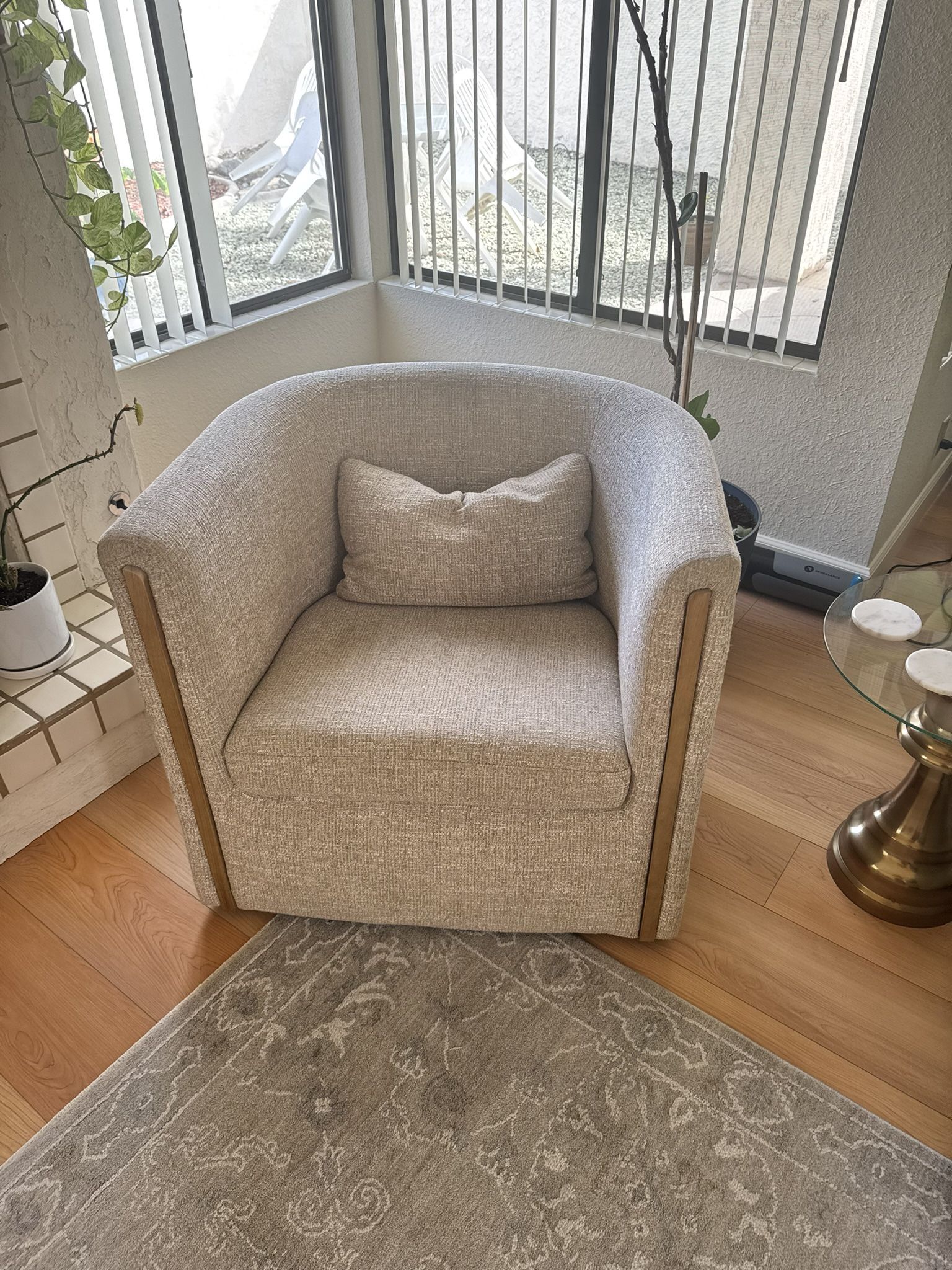 Selling some of my stuff - price is per item not the whole thing