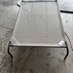Elevated Dog Bed 