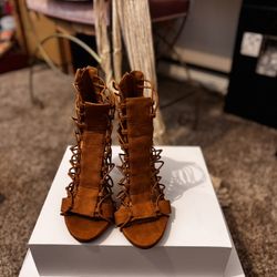 5.5 Tan Strapie Heels 