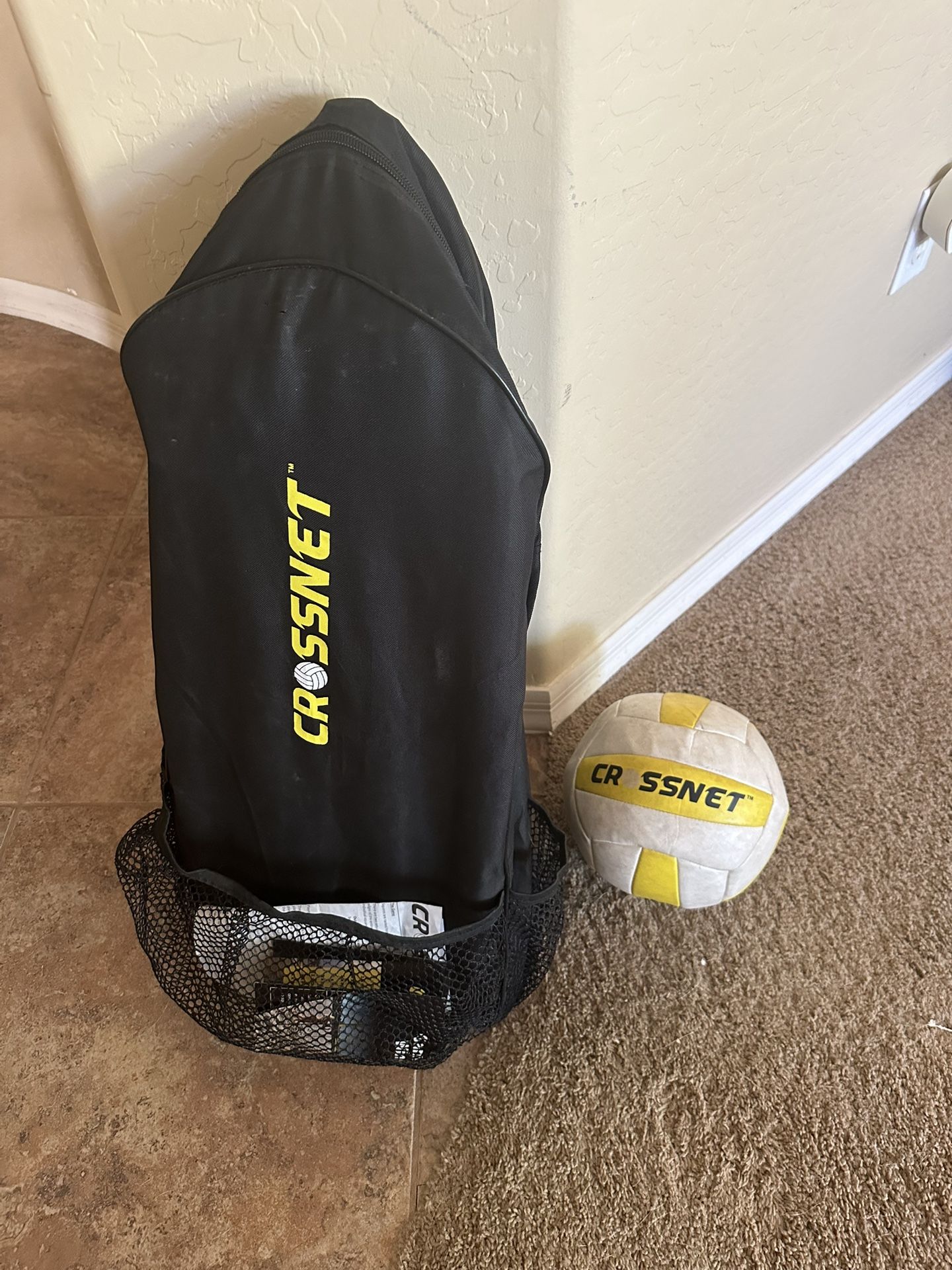 CROSSNET Quick Assemble 4 Square Volleyball Game