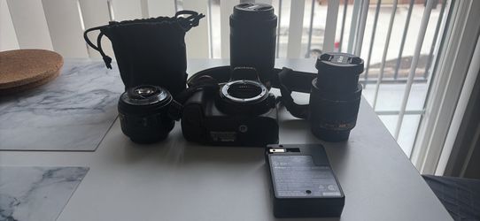 Nikon D5300 DSLR With 3 Lenses Memory Card And Bag