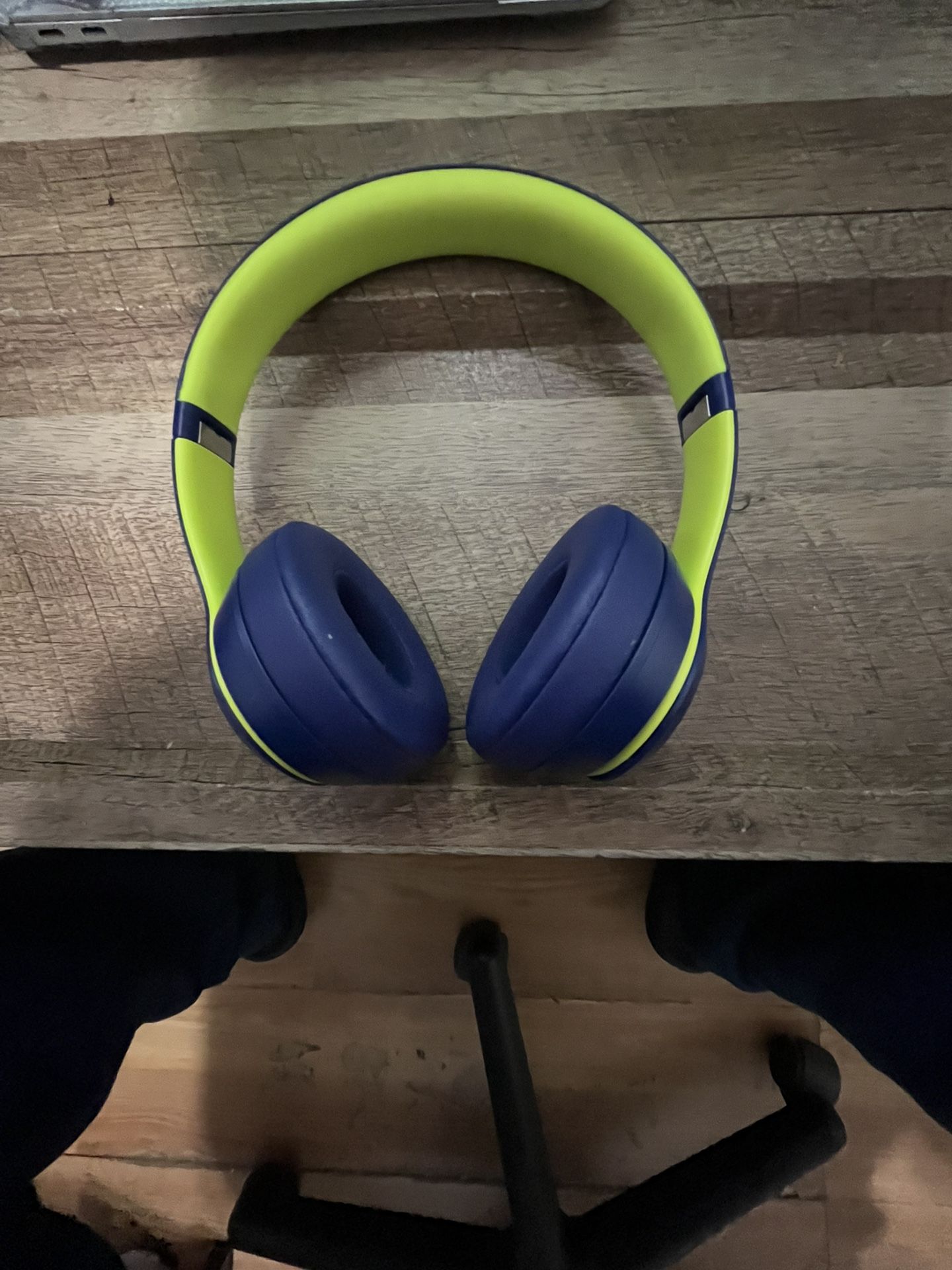 Beats Solo 4 Bluetooth Headphone