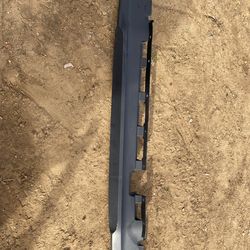 PLASTICO  NUEVO DE FRENTE DE UNA TACOMA 16-23