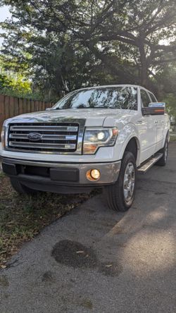 2013 Ford F150 Lariat 