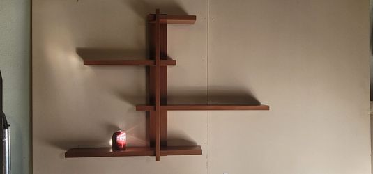 Solid wood adjustable shelves