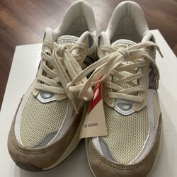 New Balance 990v6 Sz. 8 Brand New DS. No Box.