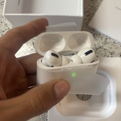 AirPods Pro