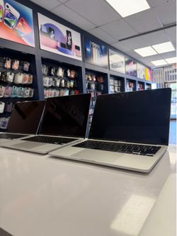 MacBook 2020