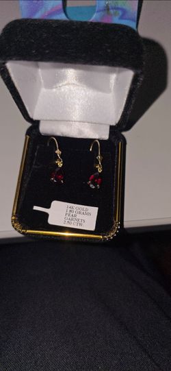 2.45 Carat 14K Solid Gold Leverback Earrings Garnet