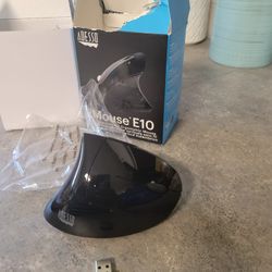 Adesso Wireless Vertical Ergonomic Mouse