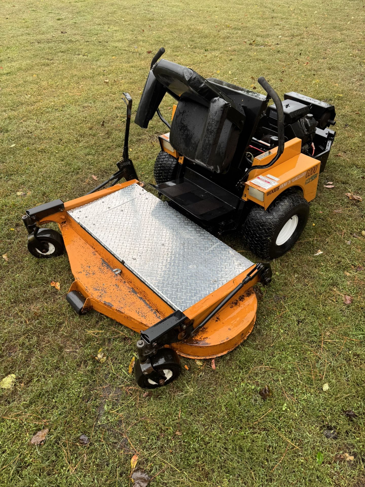 Woods 6200 Commercial Mower