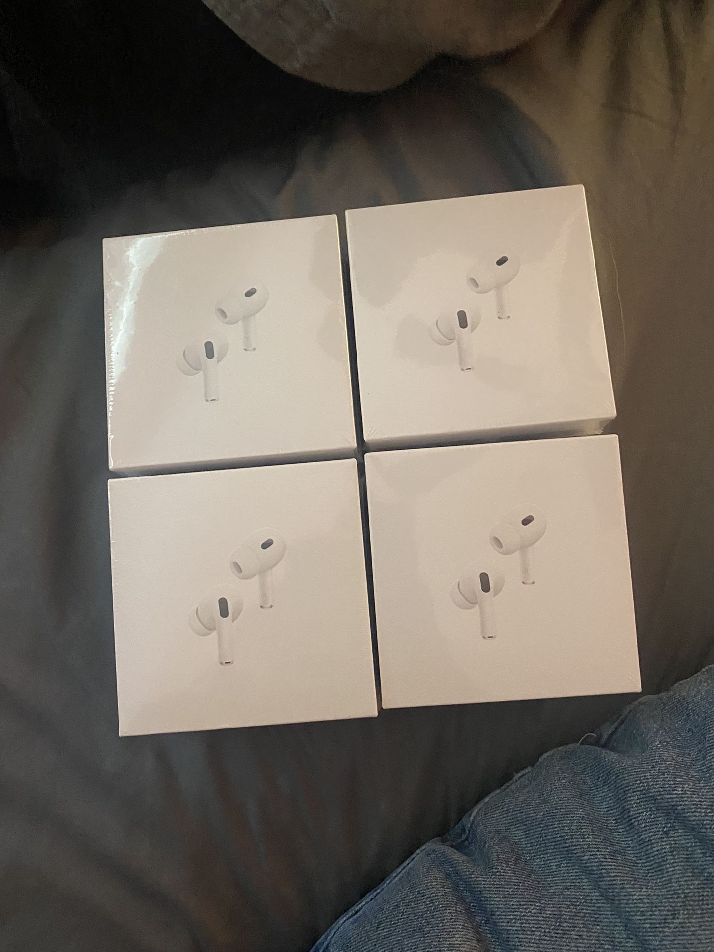 AirPods