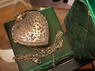 SARAH COVENTRY HEART SHAPE WATCH NECKLACE