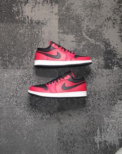 Air Jordan 1 Low "Reverse Bred"