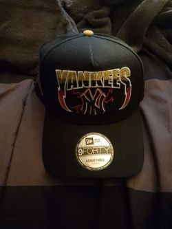 NY Yankees snap back A frame