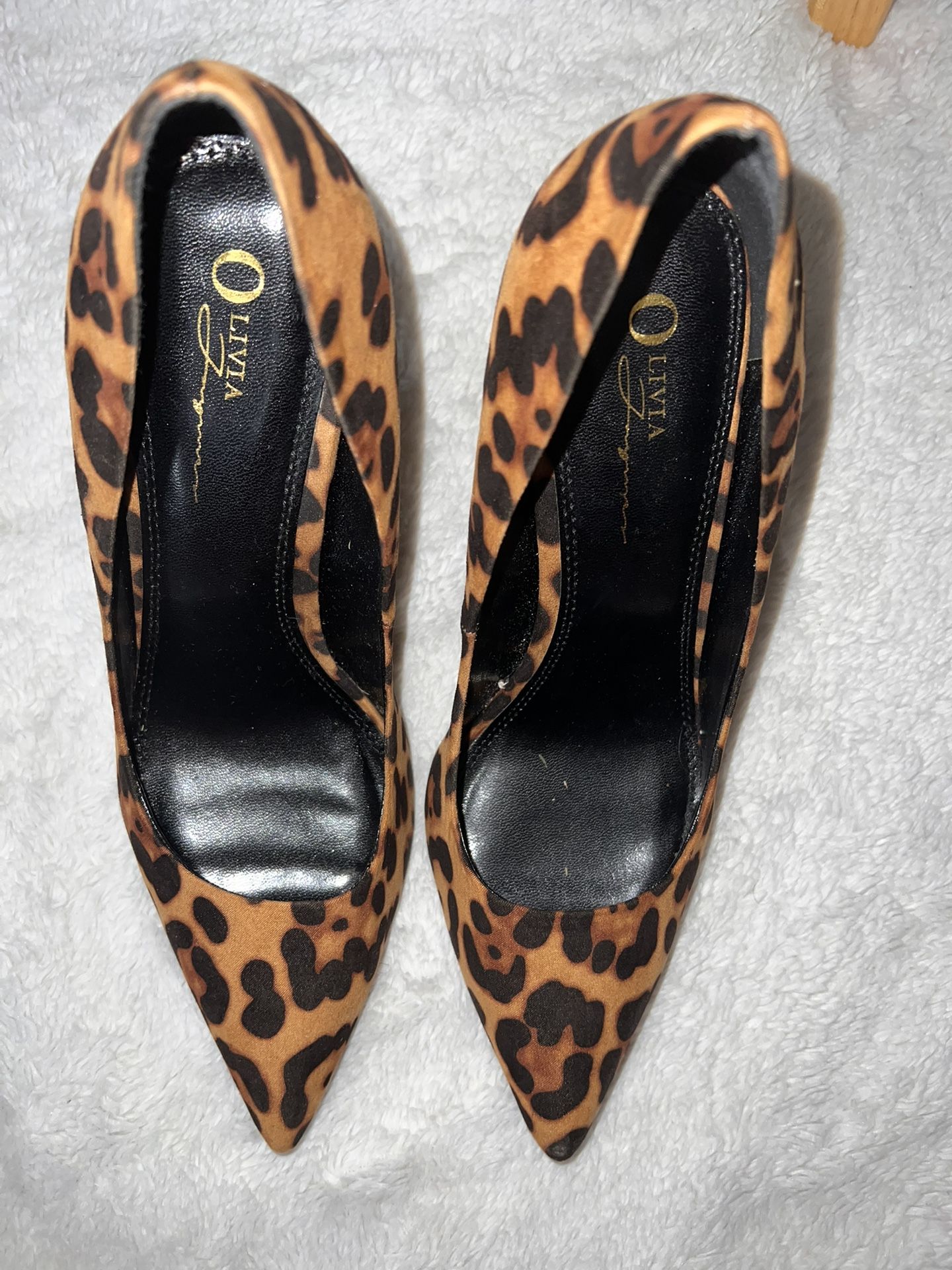 Leopard Printed Closed Toe Heels