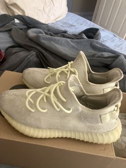 Yeezy Butter Size 11 With Box