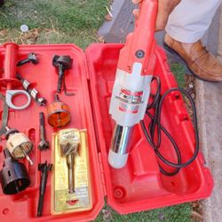 Milwaukee Right Angle Drill