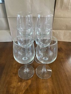 Wine Glasses for White and Red Wines