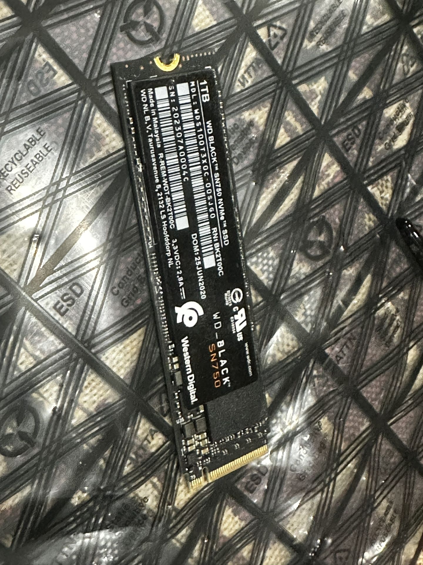 1 TB M2 NVMe SSD Drive